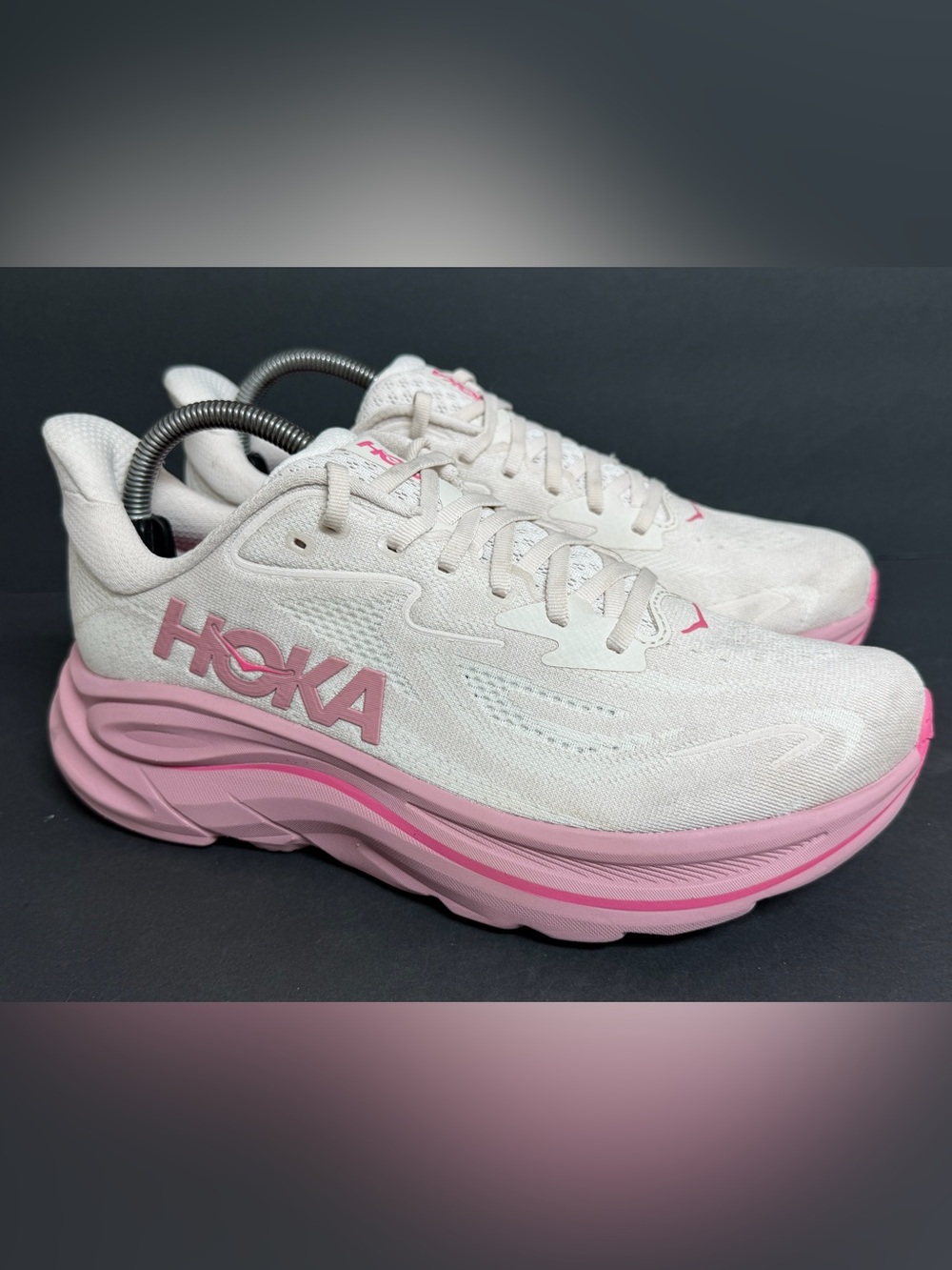 Hoka Clifton 10 Women’s Size 9.5 Rose Pale Pink Running Shoes BARELY WORN - Picture 6 of 11